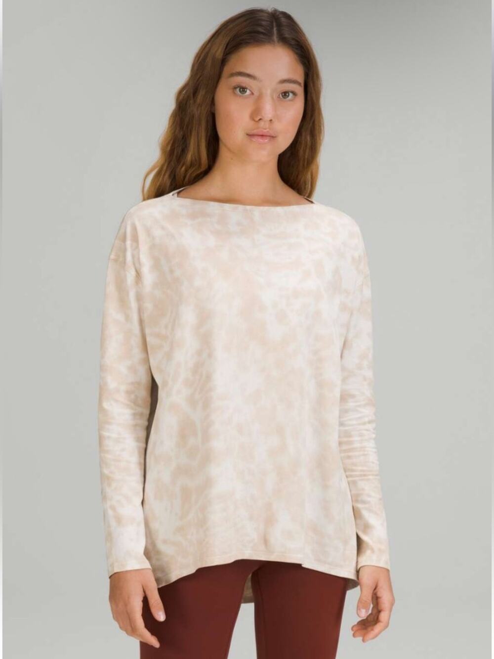 Lululemon Back in Action Long Sleeve Shirt size 6